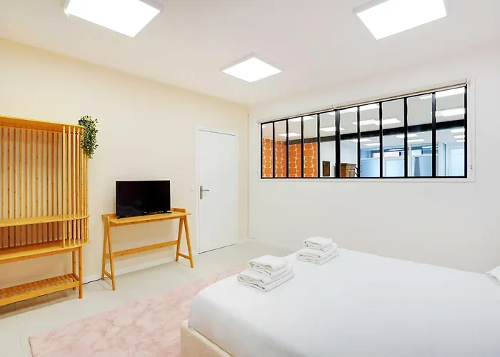 Loft Moderne Et Chic 130 M2- Menilmontant شقة